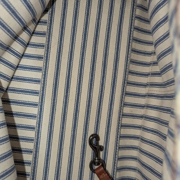 Dooney & Bourke green nylon and leather hand/shoulder bag. EUC! - Picture 4 of 12